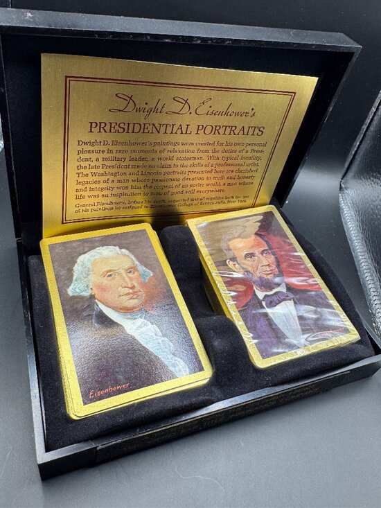 The Unbranded Brand Other - Vintage 1970s Eisenhower Presidential Portraits Playing Cards Sealed Deck Set